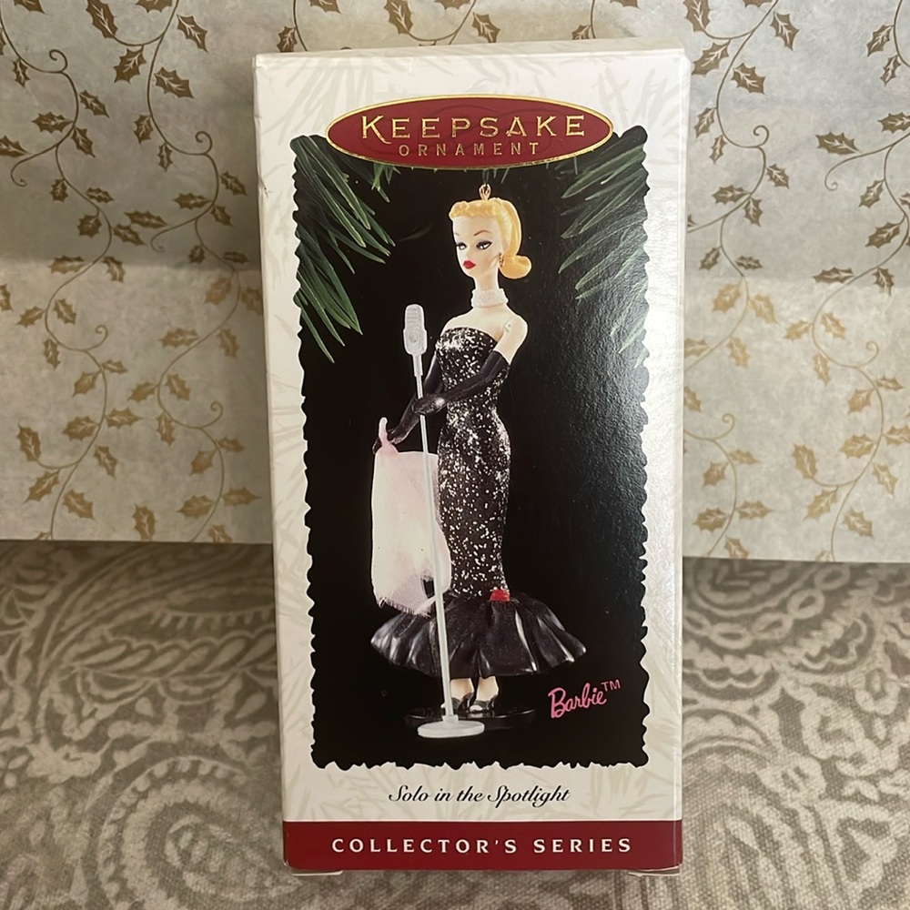Hallmark BARBIE Solo in the‎ Spotlight 1995 Keepsake Ornament Mattel